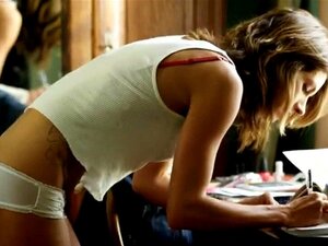 Dawn Olivieri nue - Missionary - 2013. Le clip a été tiré du nom de