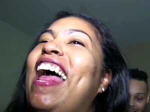Une grosse BBW rican baisée par un gros black dominicain, donny sins