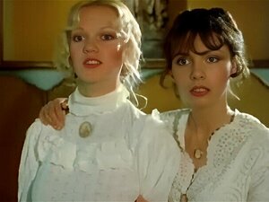 Découvrez le charme sensuel de Brigitte Lahaie dans cette scène