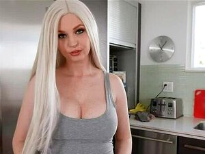 Le bon beau-fils livre une MILF à gros seins, Astrid, une énorme