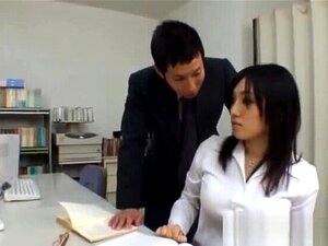 La nana asiatique Azusa Nagasawa est une partie à gros seins5