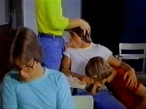 Orgie en classe de KEPT APRÈS l'université (1982)