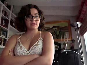 Leana Lovings: Les Filles Coquines Savent Mieux