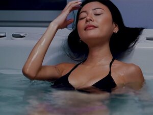 Alien Parasites vs Rae Lil Black & Sonya Blaze - Hot passionate