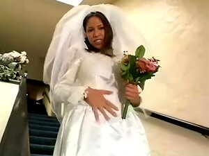 Perdre Sa Virginité après son Mariage...F70