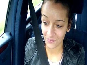 Petite Latina mignonne baise Vanessa Rodriguez.2