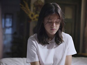 Le beau-père baise agressivement sa belle-fille Kendra Spade tous les