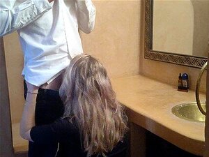 Tromperie avec ma collègue chaude lors d'un voyage d'affaires