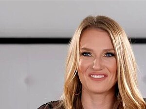 Ashley Lane En Gros Plan Et Personnel 4k