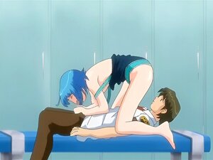 Une nana de fac hentai se fait baiser en maillot de bain. Une nana de