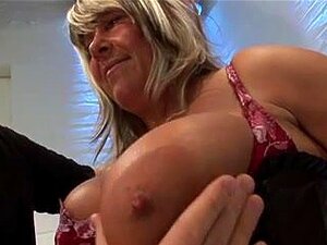 Super Humming !!!! Aujourd'hui avec Kim, ses gros seins épicés, son