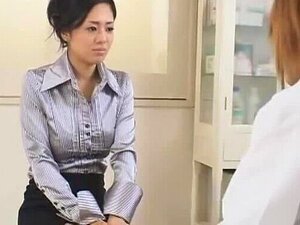 La chaude plantureuse japonaise Sora Aoi dans une vidéo de sexe