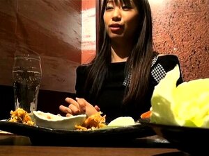 Sous-titré POV japonais AV, pipe à gros seins dans le bain,