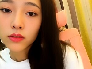 Découvrez l'ultime plaisir avec une superbe beauté japonaise qui se