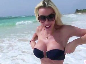 Se masturber sur la plage