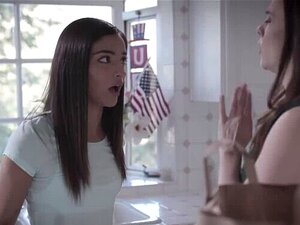 Le fétiche PUR Emily Willis cède à son nouvel oncle par alliance