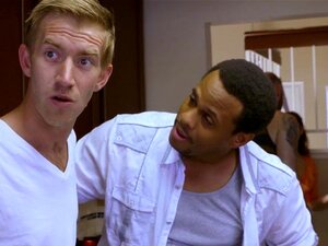 Brazzers - Gros nichons à l'université - Raven Bay et Danny D -