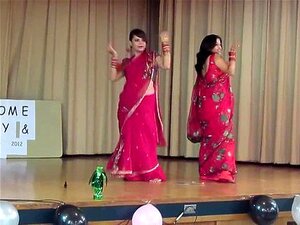 danse chaude népalaise