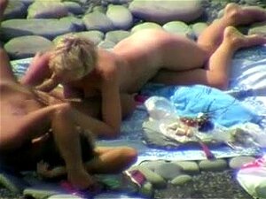 Sexe à la plage xxx 1, Un jour pendant que j'étais à la plage, j'ai