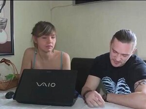 Vends ta copine - Cloue un inconnu et prends la télé