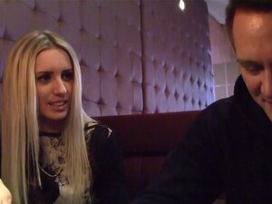 Nika Star en jenny est une blonde qui adore les vidéos porno porno
