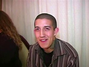 Maintenant, jetant des amateurs désespérés, les mignonnes mamans