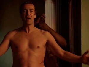 Séductrice européenne Laura vous emmène dans une aventure sauvage