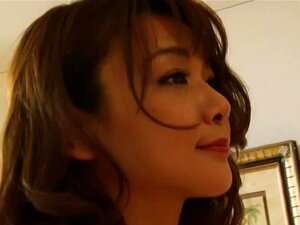 La femme japonaise sexy Michiko Serenade était d'humeur mais son mari