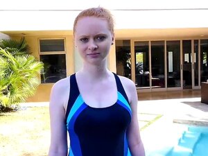 CFNMTeens - Rousse pâle baisée par l'entraîneur de natation