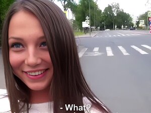 Découvrez la rencontre passionnée entre une séduisante fraîche