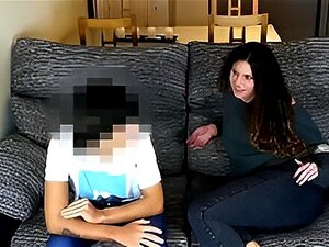 Vivez le plaisir ultime lorsque Lily séduit l'ami le plus proche de