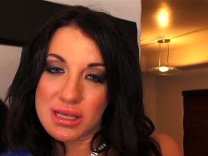 Amy Brooke dans Un trou du cul bien branché. Voici un autre solo