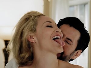 SWEET SINNER-Ryan Keely Fera Tout Pour Avoir Une Bite En Elle Chaque
