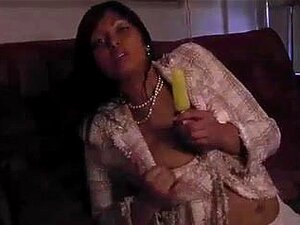 Admirez cette belle-belle-belle-fille aux gros seins qui se donne du