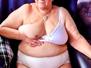 OMAGEIL Grand-Mère Amateur Dames Montrant Des Photos Nues