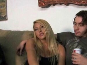 Les copains cocus méritent des baisers pleins de sperme