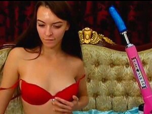 Bombe chaude baisée par sa machine à baiser, tous des fantasmes