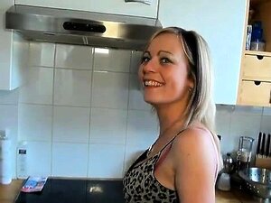La MILF française Marion baisée dans un plan à trois
