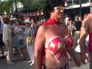 À poil dans la scène de Key West 3